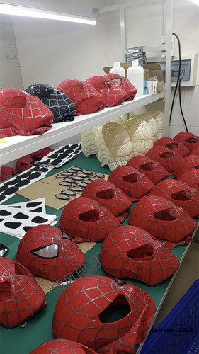 Spider-Man Mask Peter Parker Wearable Mask Cosplay ABS 60CM Halloween Prop New - Picture 15 of 22