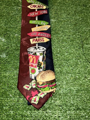 The McDonald's Collection 1994 Quarter Pounder paris LA New York Pop City Tie - Picture 7 of 8