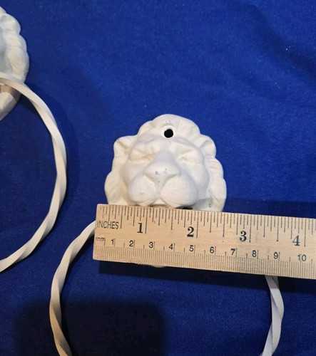 2-Antique Lions Head Towel Rings With Original Box New Old Stock- White - Picture 6 of 10