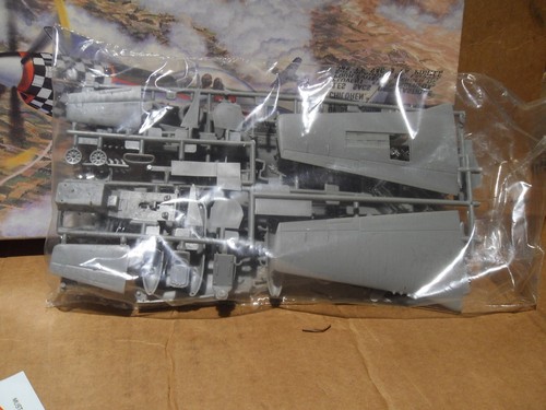 REVELL 85-5241 P-51D MUSTANG 1:48 SCALE LA-VJ Model Airplane Kit Rare 1998 WWII - Picture 3 of 24