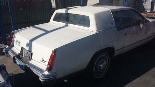 84-85 ELDORADO BIARRITZ RIGHT QUARTER PANEL 1/4 GLASS L MOLDING USED 1984 1985  - Picture 6 of 12