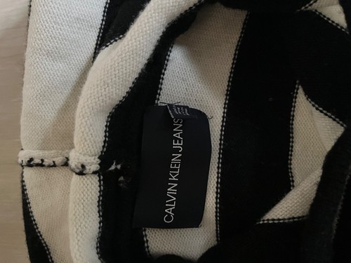Calvin Klein  Ladies Black/White Hooded Sweater Size Small - Picture 3 of 3