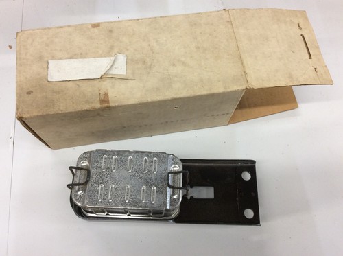 NOS Fuel Filter Holder Diesel Engine? 14061623. - Picture 1 of 6