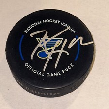 KEVIN HAYES Signed St. Louis BLUES Official GAME Puck Beckett (BAS)