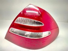 2003-2006 Mercedes Benz E-Class Passenger Right Side Tail Light OEM 2118200464  
