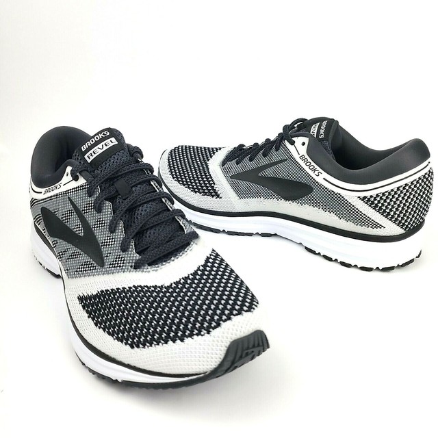 brooks revel black