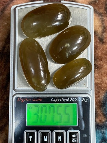 Mesmerizing Natural Green Hydro Grossular Garnet Cabochon Lot From Pakistan - 第 6/6 張圖片