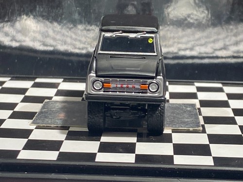 1/64 1968 FORD BRONCO FLAT NERO SOLLEVATO M39 - Foto 2 di 5