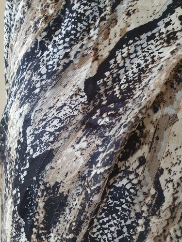 BNWT Ladies Size 20 Black Cream & Gold Sequin Sleeveless Midi Dress RRP £32 - Picture 4 of 14