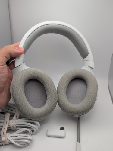 Razer Barracuda X Mercury Edition Wireless Bluetooth Gaming Headset White H2 #25 - Picture 5 of 6