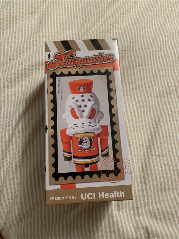 NHL Anaheim Ducks Wild Wing Nutquacker Figurine Hockey Nutcracker Collectible