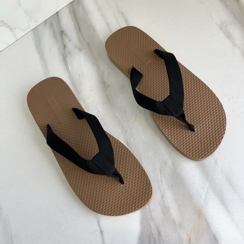 Womens THE ROW New Flat Heels Summer Flip-flops One-pedal Beach Shoes - Picture 17 of 27