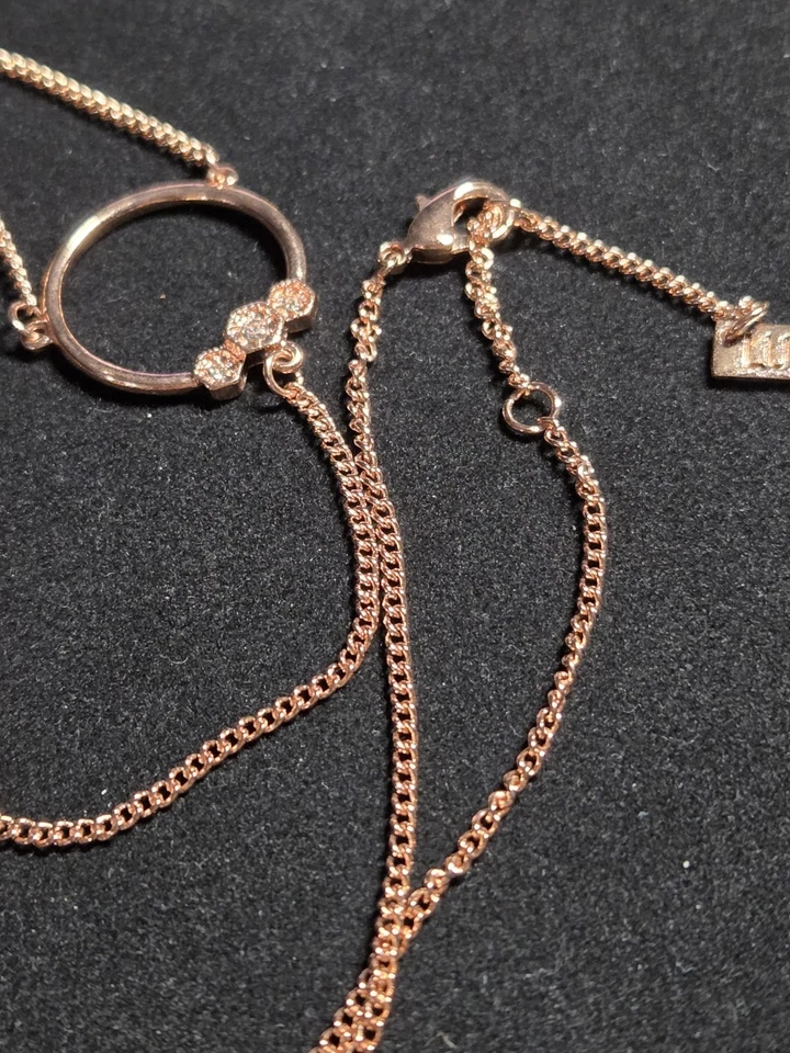 Luv AJ 18" Full Bloom Rose Goldtone Lariat Necklace Excellent Condition - Image 3 of 4