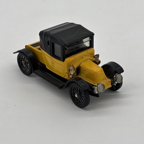 Corgi Classics 1910 Renault 12/16 in Yellow Made In Great Britain - Picture 2 of 9