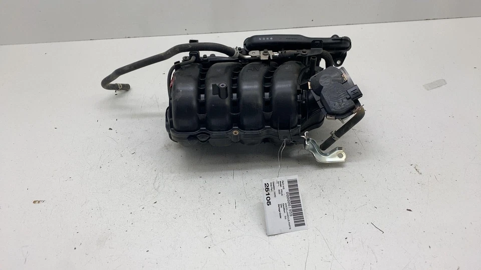 ⭕ 2023-2024 Toyota Prius Engine Intake Manifold 2.0L FWD DOHC w/ Throttle Body Foto 2 de 4