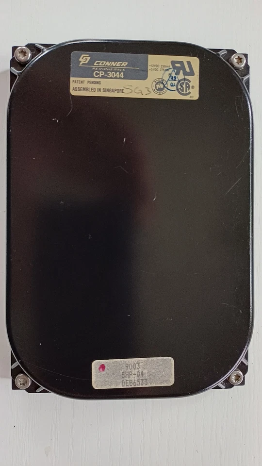 Festplatte Conner CP-3044 40MB Vintage PC top