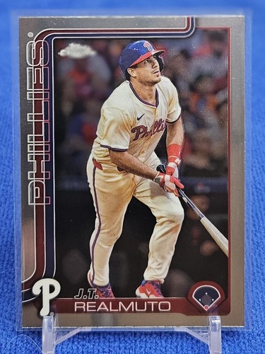 2025 Topps Chrome #2 J.T. Realmuto - Picture 1 of 2