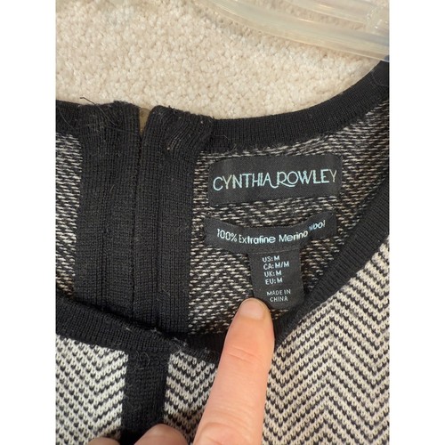 Cynthia Rowley Merinowolle Kleid Fischgrätmuster Langarm schwarz Borte M - Bild 3 von 7