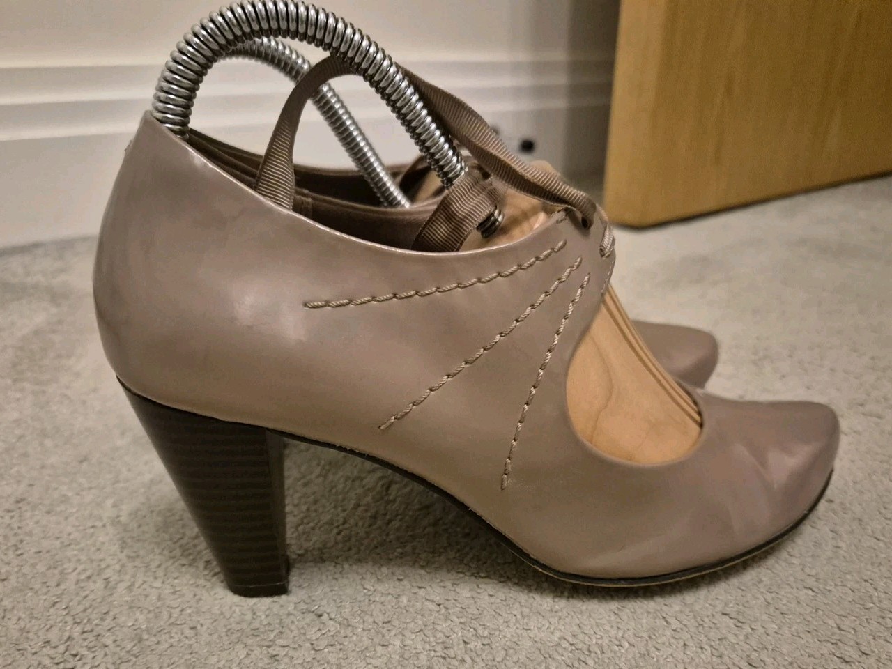 Picture 2 of 6