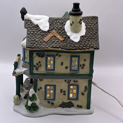 Carole Towne Collection Christmas Village 2003 Farmer’s Market Lighted Building - Picture 6 of 14