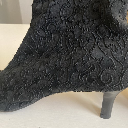 Black Italian Kitten heel low Boots Size 9 Vero Cuoio lace pointed toe - Picture 8 of 13