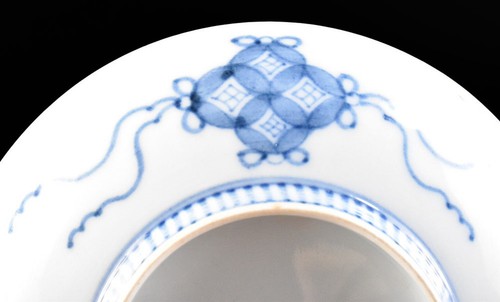 Y4881: XF Japanese Nabeshima-ware Flower Muffle painting PLATE/dish w/box - Picture 5 of 8