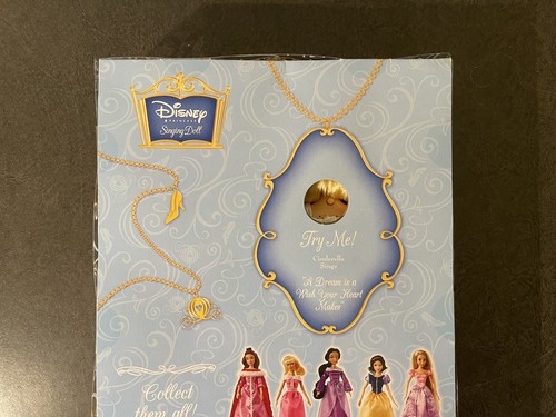 NEW Disney Store Cinderella Singing Doll in Pink Dress w/ Extra Outfit - SEALED - Picture 5 of 10