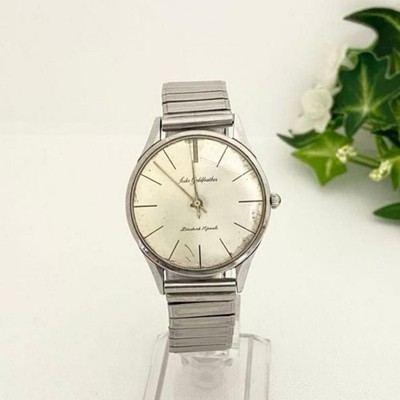 anna delvey gold dress Classic Round Gold Women's Seiko Watch – Jane Goldberg main image 0