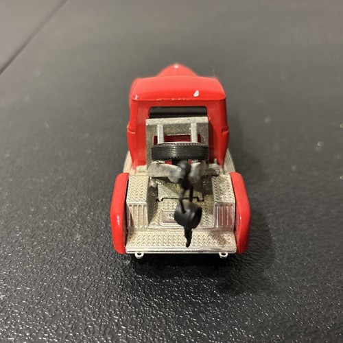 1/43 Solido 1940 Dodge tow Truck red Texaco Die Cast Collectible - Picture 3 of 7