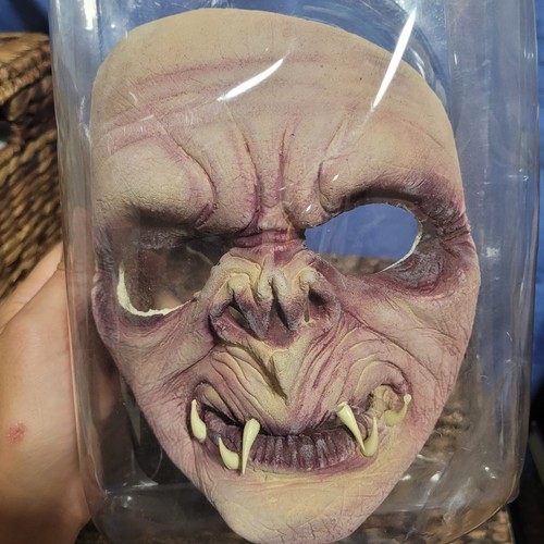 Bump In The Night Vampire Bat Foam Latex Appliance NWT Theater Halloween - Picture 2 of 11