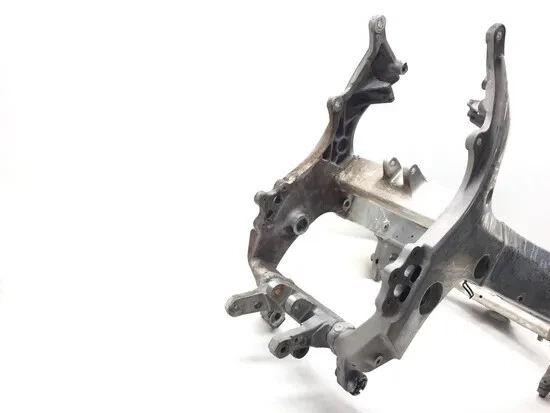 Chasis cuadro principal 2003 Suzuki Hayabusa GSX1300R 3159 Foto 2 de 4