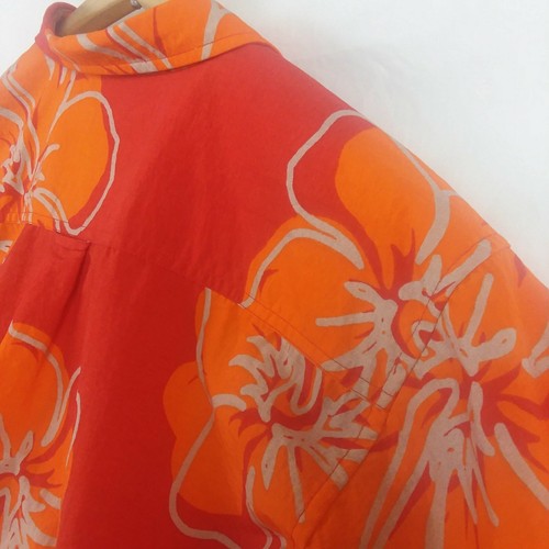 Nautica Jeans Button-Up Hawaiian Red Floral Camp Shirt Size XL Embroidered Logo - Picture 8 of 10