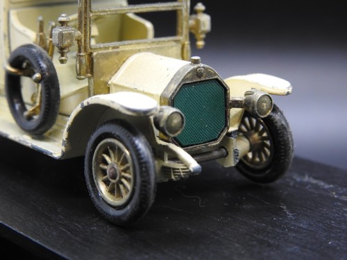 Matchbox Lesney Models of Yesteryear 1910 Mercedes Benz Limousine white/cream - Picture 5 of 8