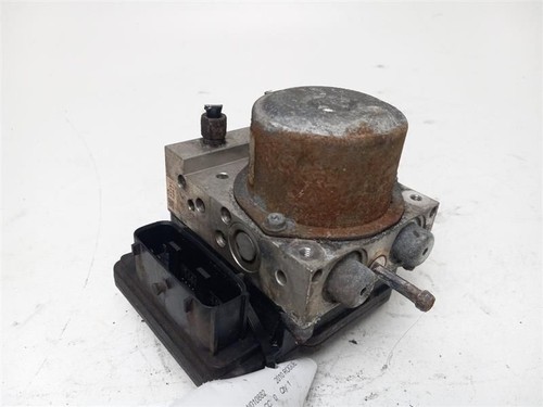 Nissan Rogue 2010 ABS Anti-Lock Brake Pump Assembly FWD OEM - Picture 3 of 4