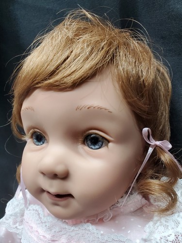 D2 Vintage 1995 Pat Secrist doll Blue Eyes Weighted babydoll 22” Flower 🌼 - Picture 3 of 16
