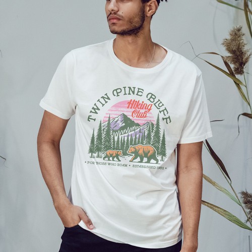 Twin Pine Bluff Hiking Club For Those Who Roam T-Shirt, Bären - Bild 3 von 11