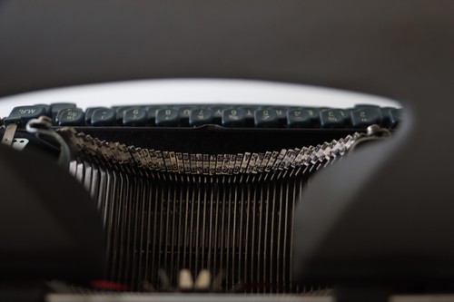 Remington Rand Typewriter - Grey ***** Working Condition *****  - Picture 11 of 12