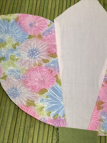 Vintage Tulip Applique Unapplied 11.5 x 10.5" Handmade Pastel Pink Blue Flowers - Picture 2 of 3