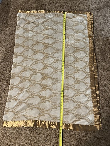 Highgate Manor Blanket 70” X 50” W/satin Trim - Picture 5 of 6