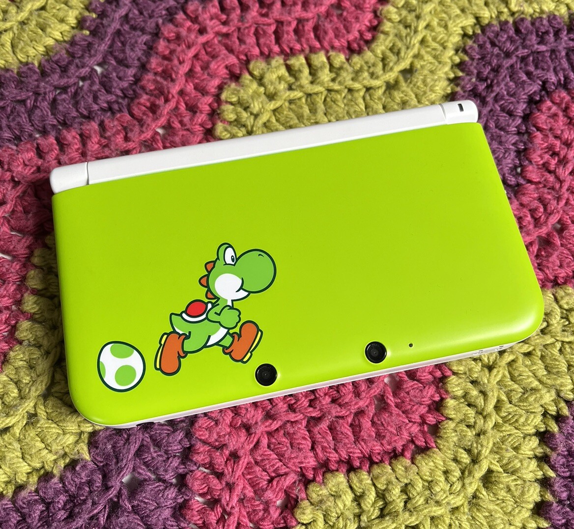 Nintendo 3DS XL Yoshi Special Edition Console + 2 Games, Zelda, Yoshi's