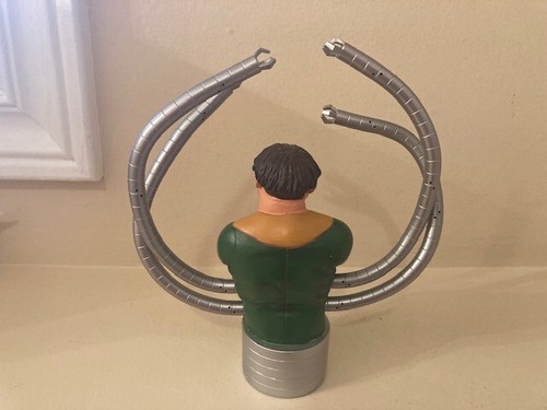 DOCTOR OCTOPUS MARVEL MINI-BUST 5368/6000 LIKE NEW - Picture 5 of 7