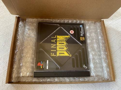Final DOOM PS1 - UK PAL VGC with Reg & Natural Disc - High Quality Packing - Picture 3 of 12