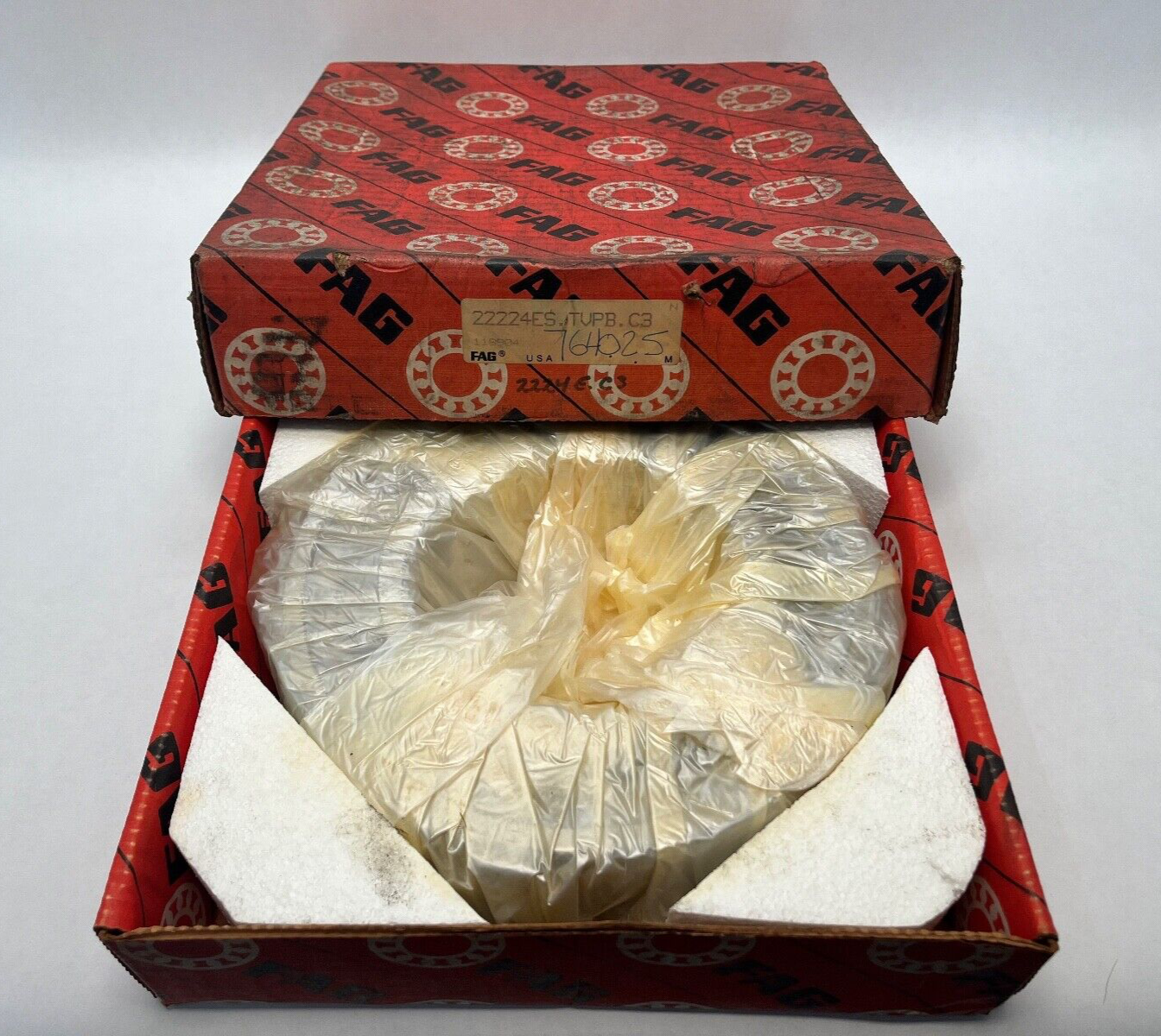 Fag 22224ES.TVPB.C3 Spherical Bearing 120x215x58 mm 22224E 22224-ES-TVPB-C3 USA