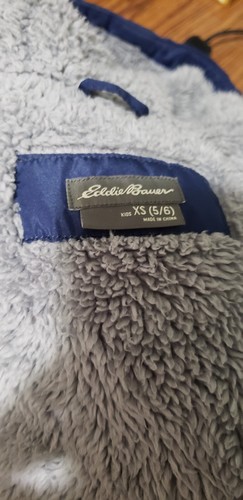 Eddie Bauer Boys Classic Down Hooded Puffer Faux Shearling FleeceWinterJacket XS - Picture 4 of 5
