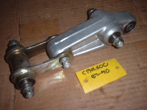 Honda CBR600F Suspension Linkage Shock Connecting Rod Arm 87-90 - Picture 2 of 2