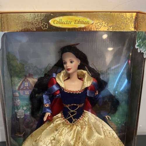 Muñeca Barbie como Blancanieves de colección nueva en caja para niños serie coleccionista Mattel 21130!! - Imagen 2 de 14