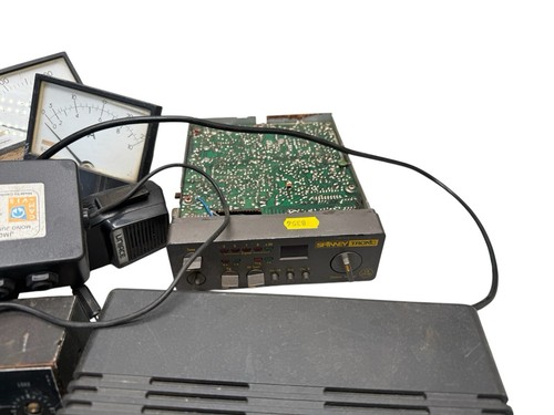 CB RADIO SCRAP SPARES OR REPAIR PARTS - Photo 3/6