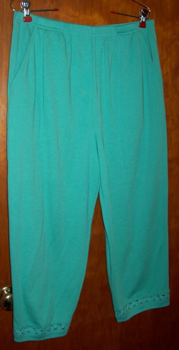 Blair Lounge Wear Set - Top donna verde mare e abbinato Pull On Capris - taglia Med - Foto 6 di 8