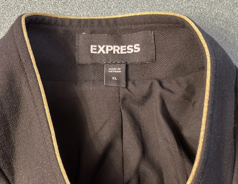 Chaqueta Blazer Express Negra Estilo Militar Con Botones Dorados/Ajuste Talla XL Foto 2 de 4