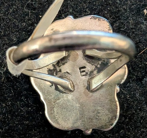 Piedra turquesa vintage de plata de ley con hojas laterales talla 7,5 - Imagen 4 de 5